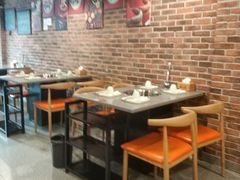 大堂-味仙疯美蛙鱼头火锅(宜兴旗舰店)