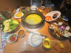 -一朵菌·野生菌探索家火锅(南亚店)