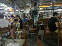 -四川小胡子海鲜(丁村万人海鲜广场店)