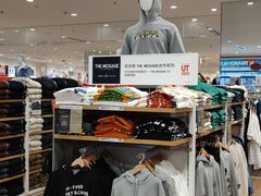 -优衣库(太原龙湖万达广场店)