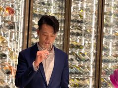 -wineapp葡萄酒餐吧(外滩金融中心店)