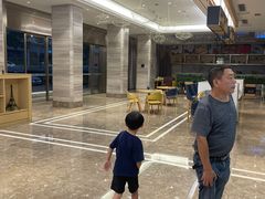 -凯里亚德酒店(深圳北站大浪商业中心店)