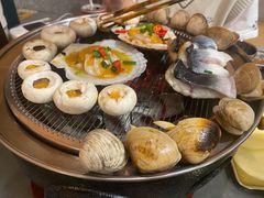 -围炉肉舍•炭烤活鳗•丹东海鲜烤肉(步行街店)