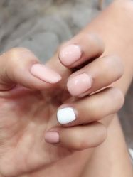 -AKI SKIN翊美芝科技美容