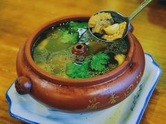-小厨子私房菜·云南美食店