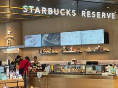 -星巴克臻选(上海合生汇1F店)