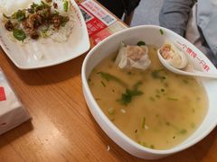 -南城香·饭香串香馄饨香(赵公口店)