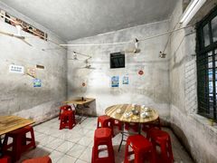 -海口滨海新村143号海南老字号炒菜店