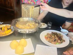 -靠山屯东北农家菜(八龙桥雅苑店)