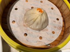 蟹黄灌汤包-春申里餐厅(银泰in99店)