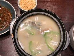 -港丽餐厅(高德置地店)