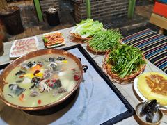 -哈吱喂丽江火塘·牦牛火锅(五一街店)