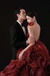 -喜爱高定婚纱摄影
