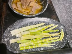 -哥老官重庆美蛙鱼头(西湖银泰十一哥店)