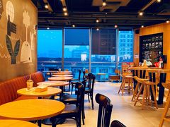 用餐区-星巴克(杭州嘉里中心4F店)