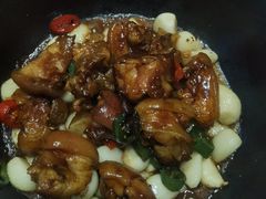 石锅火焰蹄花-金典银峰老鹅馆·昆山菜(亭林公园店)