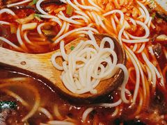 -百春原湖南牛肉粉(百联世纪店)