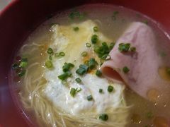 -滋味满屋美食坊(上海街店)
