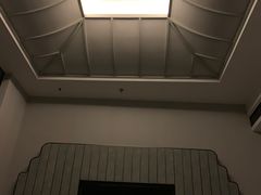 -浅深(世茂滨江精品店)