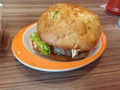 -必胜客(新中纬店)
