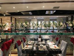 -何鲜菇火锅(大营盘店)