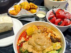 -W COLLECTIVE  DESSERT SHOP
