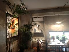 -HIGH FIVE哈福手工汉堡(桂林路店)