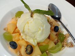 水果冰淇淋-斯比特花园西餐厅(东方商厦店)