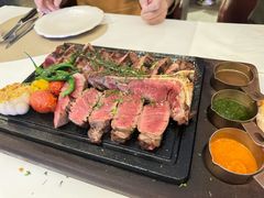 -斯普汇生蚝牛排馆(中骏世界城店)