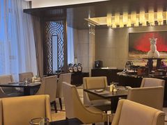 -西安唐隆国际酒店(大雁塔大唐不夜城店)