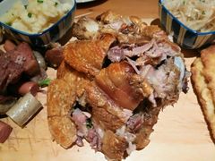 -LENBACH兰巴赫西餐啤酒坊(大连星海广场店)