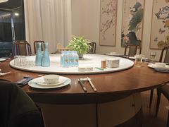 -虹泥小厨(南国花园总店)