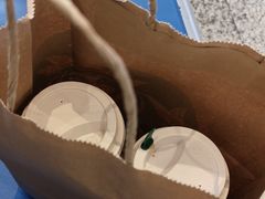 -星巴克(上海虹桥站2A检票口)