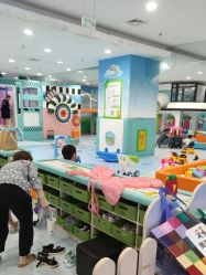 -孩子王童乐园(唐山万达广场店)