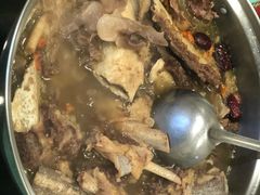 -乌记鲜活牛肉城(金砂东路店)