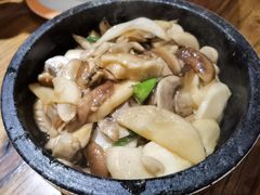 石锅三菌-大川先生·小龙虾·川菜(信义坊店)