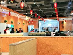 大堂-名门潮牛·鲜牛肉海鲜火锅.烧烤自助餐厅(诚丰广场店)