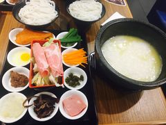 -阿香米线(中原万达店)