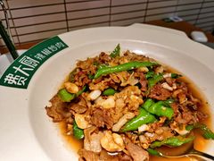 -费大厨辣椒炒肉(万家丽一店)