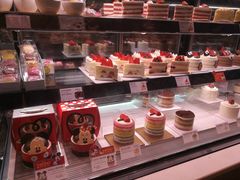 -巴黎贝甜(大宁国际商业广场店)