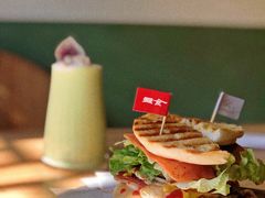 俱乐部贝果-Catch Bagel(芳草地店)