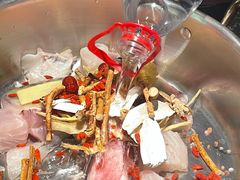 -正能量脆肉鲩火锅