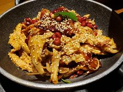 手撕扁担鸡-吃饭皇帝大土家民族菜(正大广场店)
