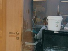 -悠尼宠物·独立低压伊珊娜洗护·美容·寄养(兰谷路店)
