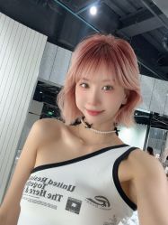 -BULB STUDIO 巴柏明星发型工作室