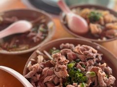 -大众跷脚牛肉馆·非遗传承单位(峨眉山店)