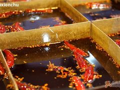 油亮亮的~-重庆老火锅王(西安北路店)