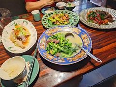 -粤·向群饭店(麓景路店)