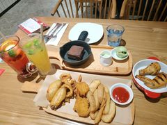 -必胜客(百联又一城店)