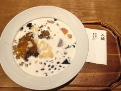 娟姗奶大满贯-RUXU入续糖水铺与包(卓悦中心店)